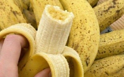 Ena banana na dan po 50. letu: Kaj naredi vašemu telesu, vas lahko preseneti